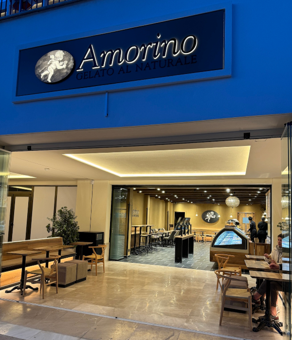 Amorino redobla su apuesta por Málaga con una apertura en el paseo Marítimo de Marbella, en los bajos del renovado hotel El Fuerte *****